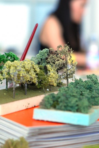 plastico modello architettura paesaggio urbano in lavorazione